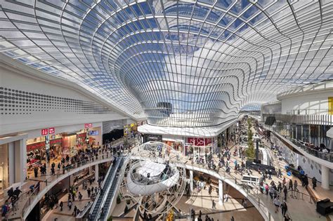 Shops and stores at Chadstone Shopping Centre